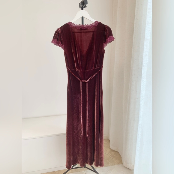 Rixo Red Velvet Clarice Midi Dress - Picture 8 of 11